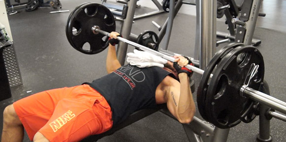 flat-bench-press-weight-training-routines-troy-adashun